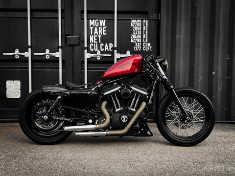 Harley-Davidson 883 R